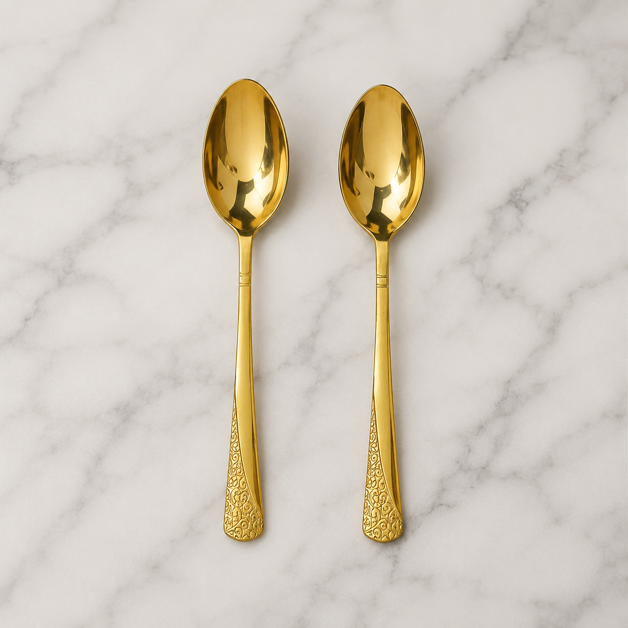 elara Golden Vintage Engraved